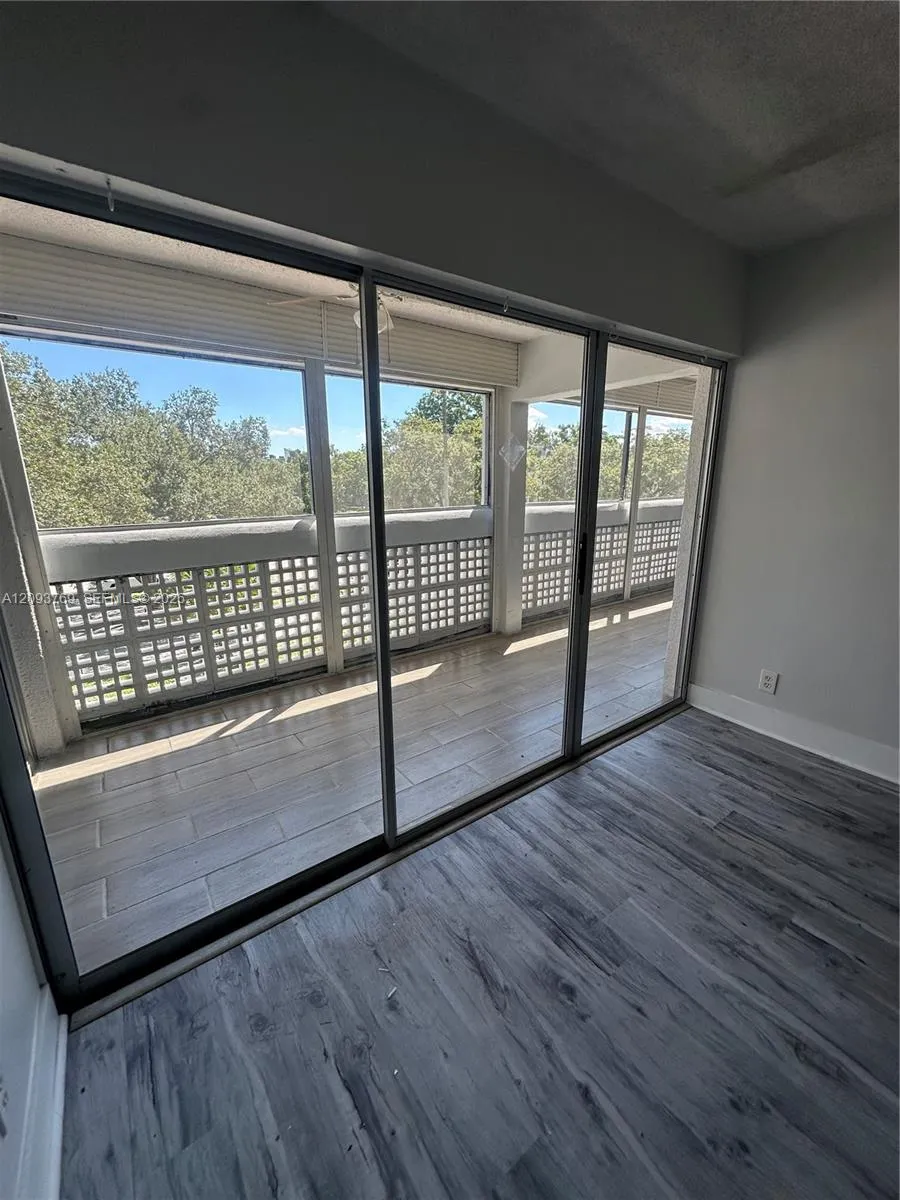 3301 Spanish Moss Terrace #303
