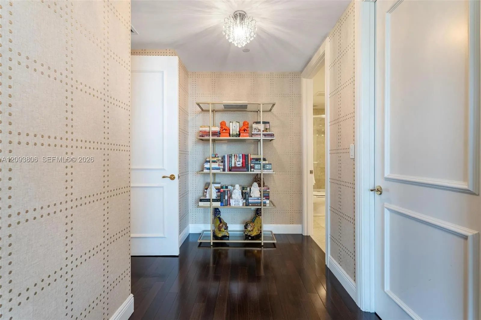 10225 Collins Avenue #1604
