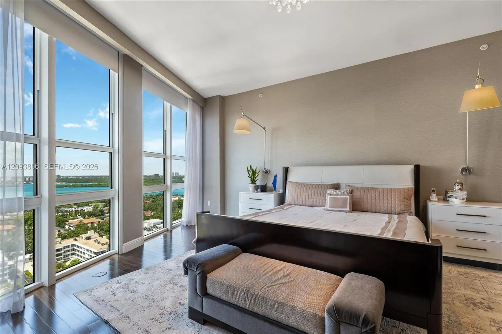 10225 Collins Avenue #1604