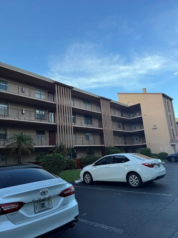7591 NW 1st Street #403