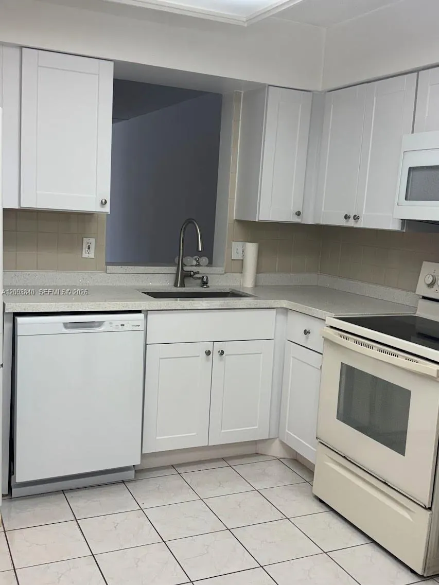 7591 NW 1st Street #403