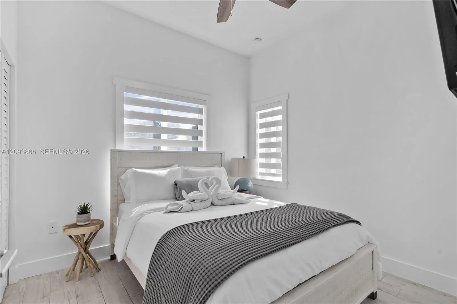 103 W Avenue A