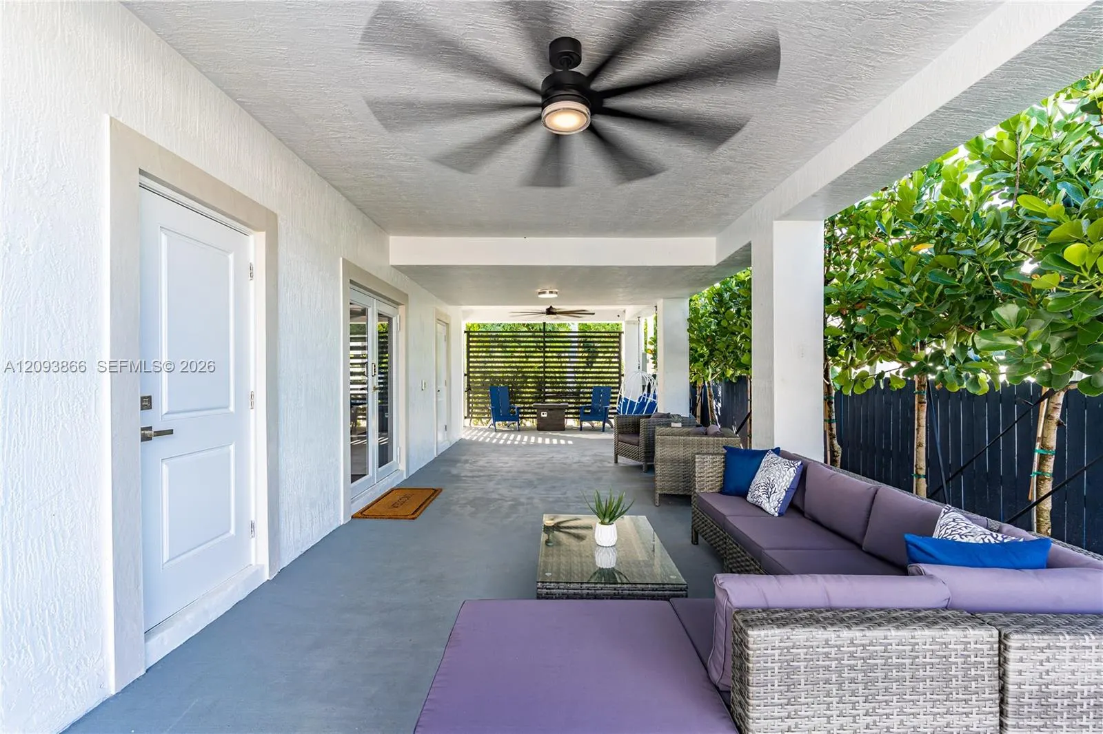 103 W Avenue A
