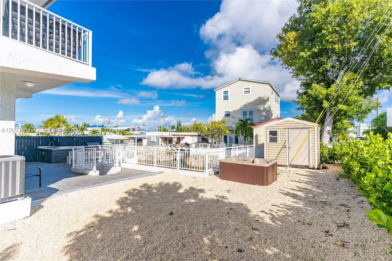 103 W Avenue A