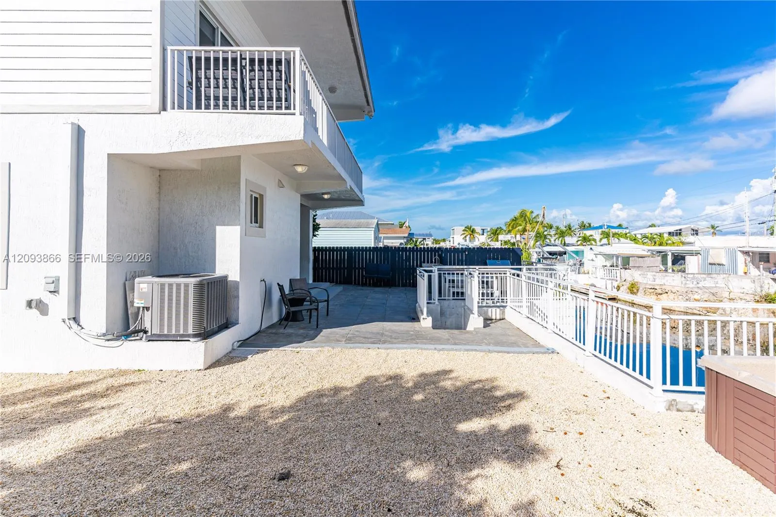 103 W Avenue A