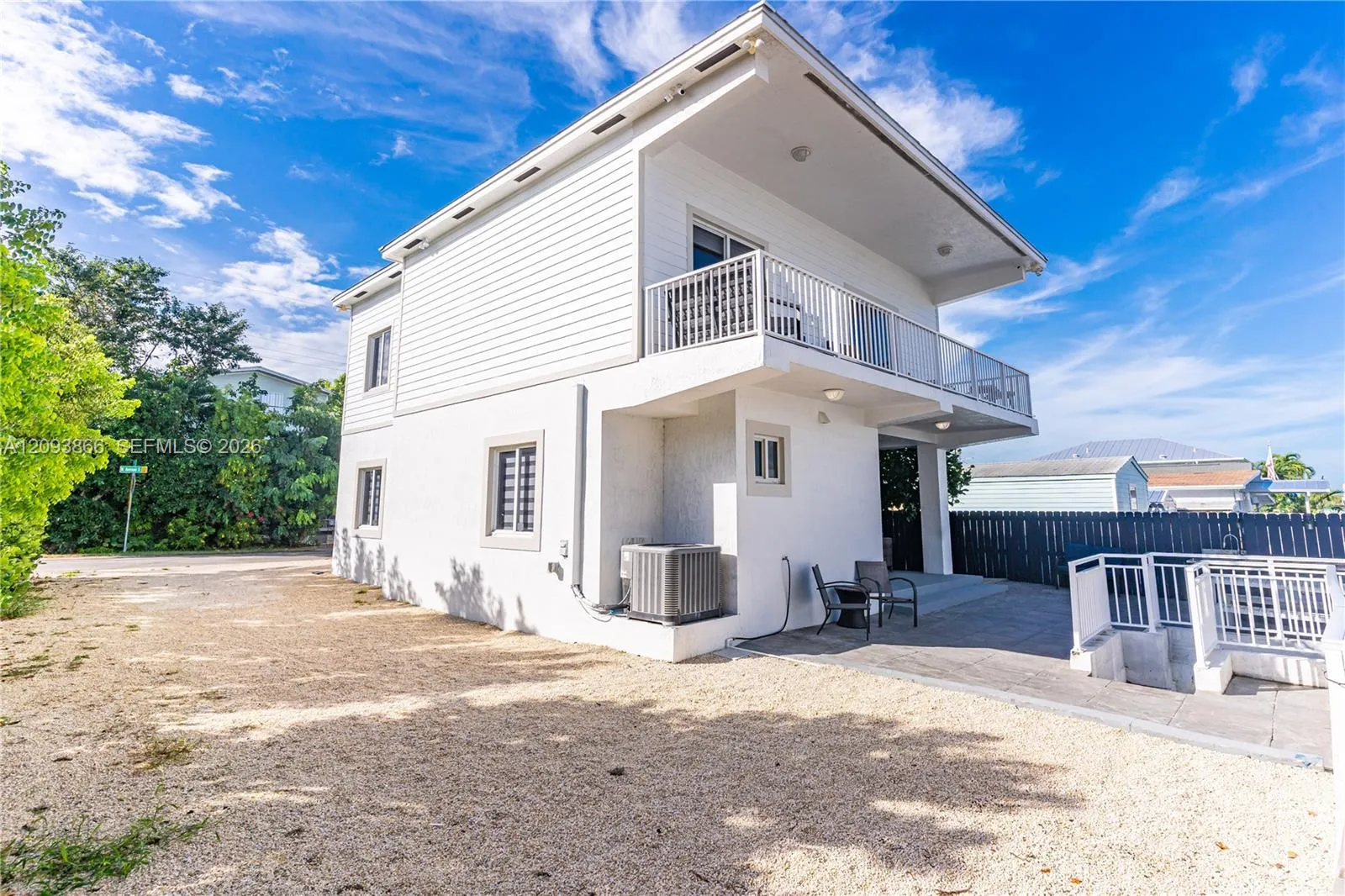 103 W Avenue A
