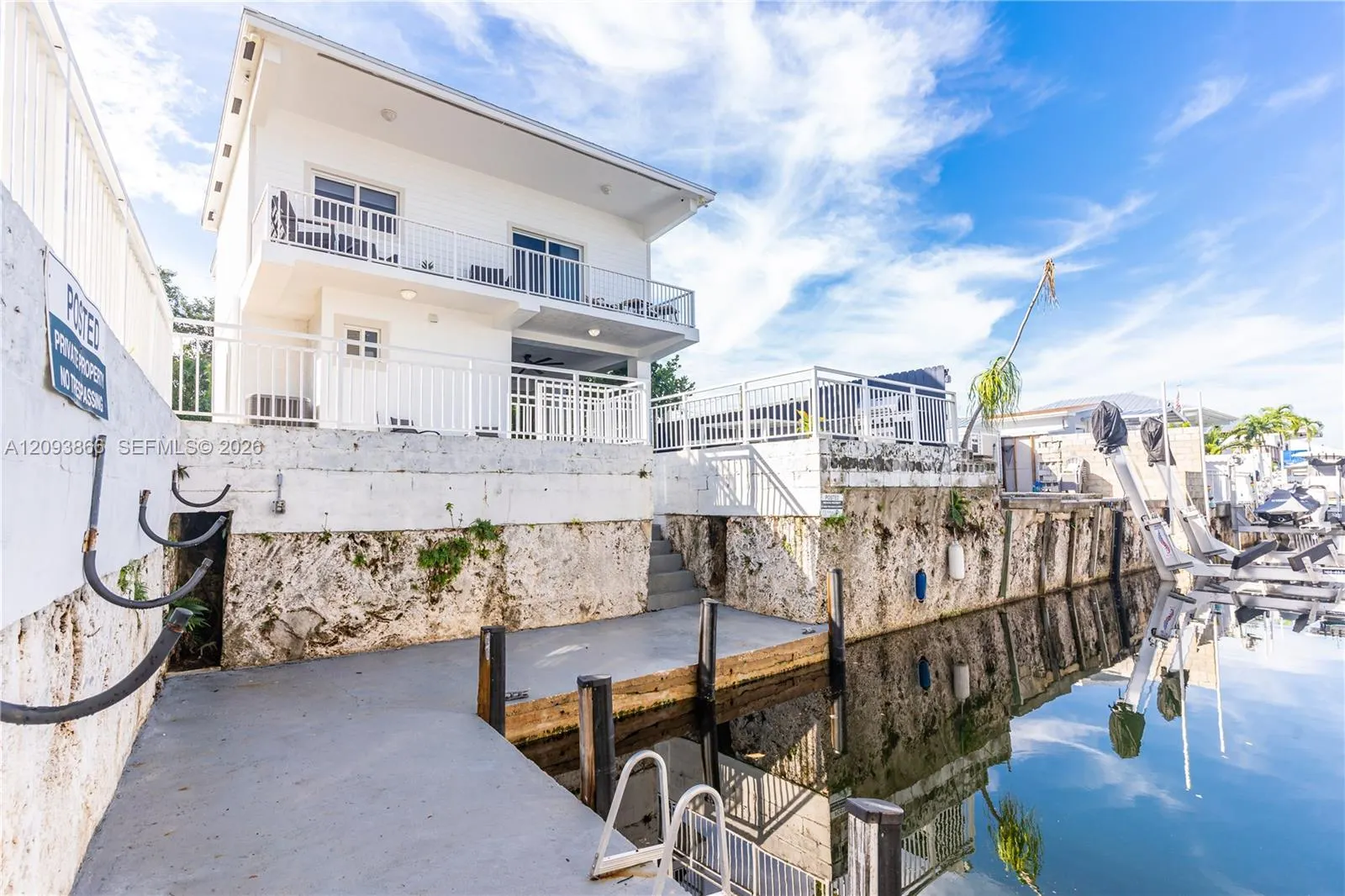 103 W Avenue A