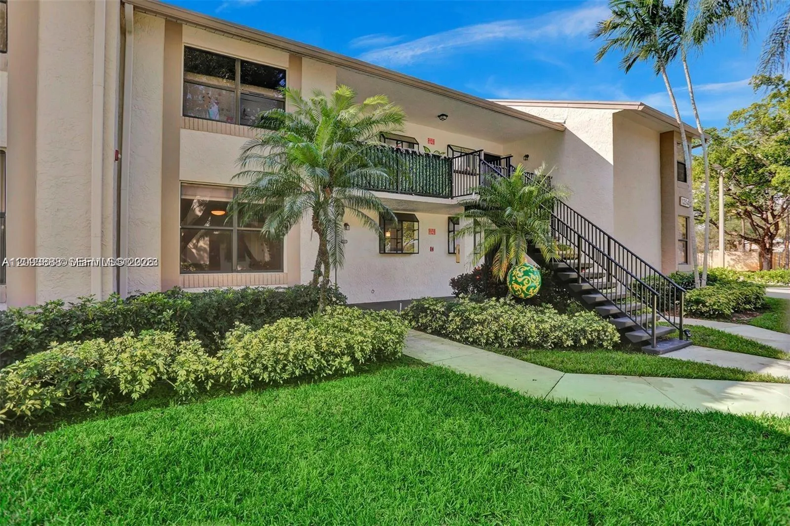 1258 S Military Trail #813