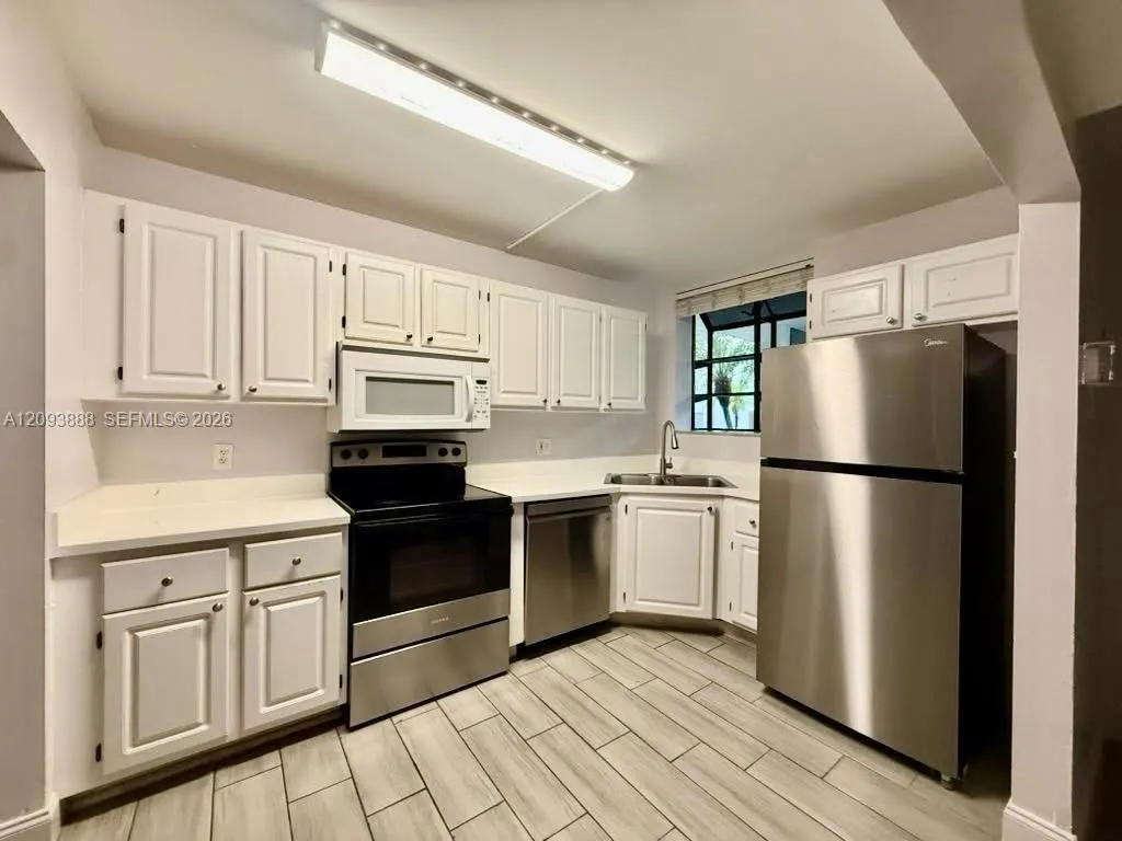 1258 S Military Trail #813