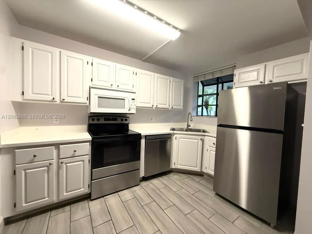 1258 S Military Trail #813