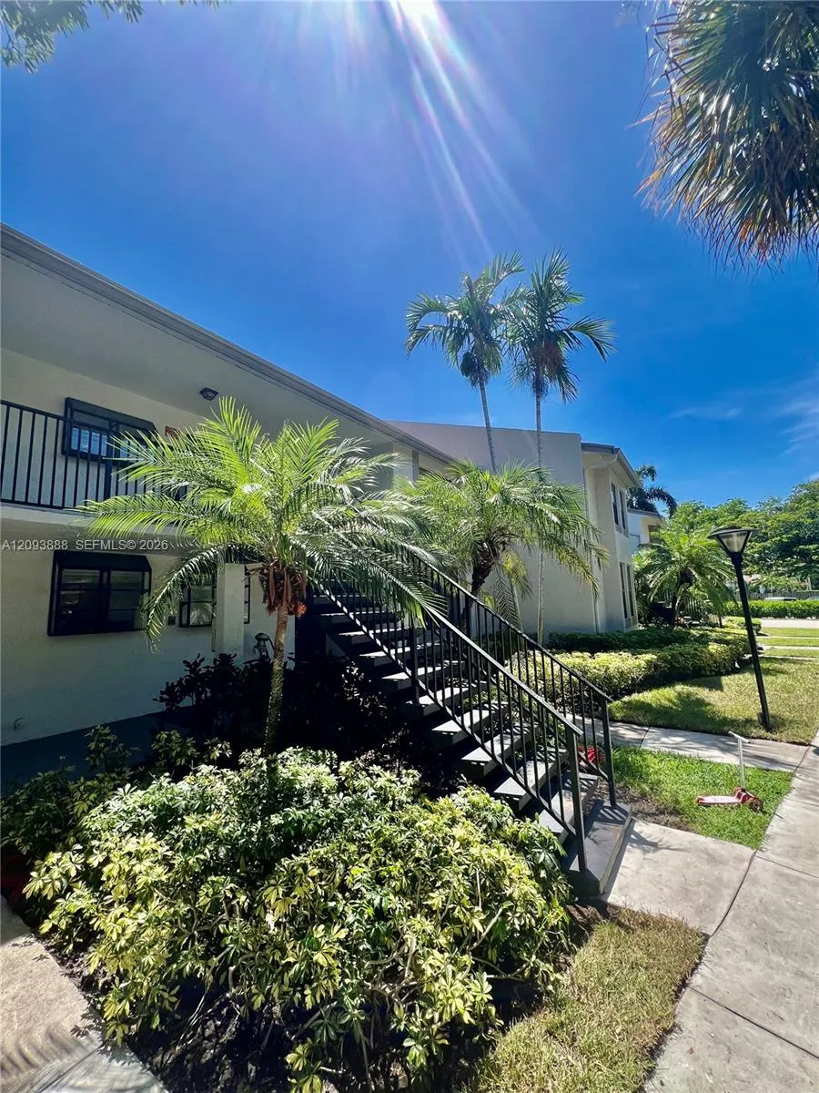 1258 S Military Trail #813