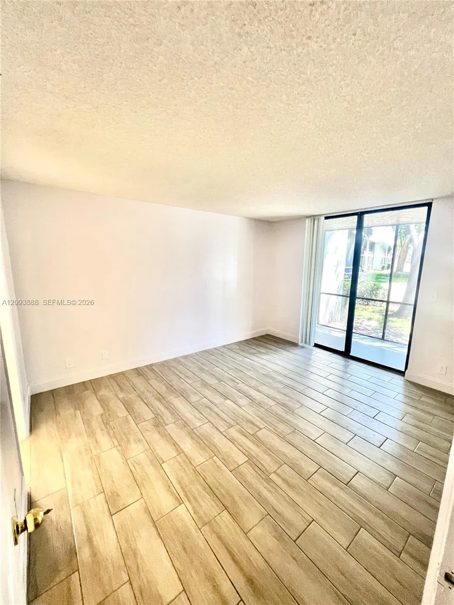 1258 S Military Trail #813