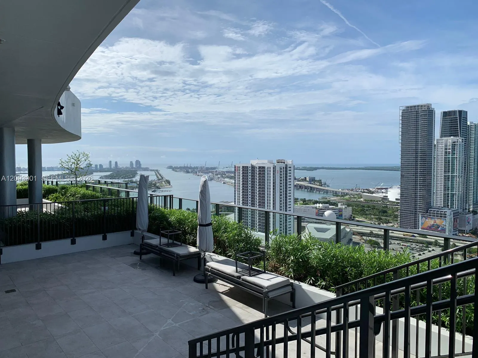 1600 NE 1st Avenue #2509