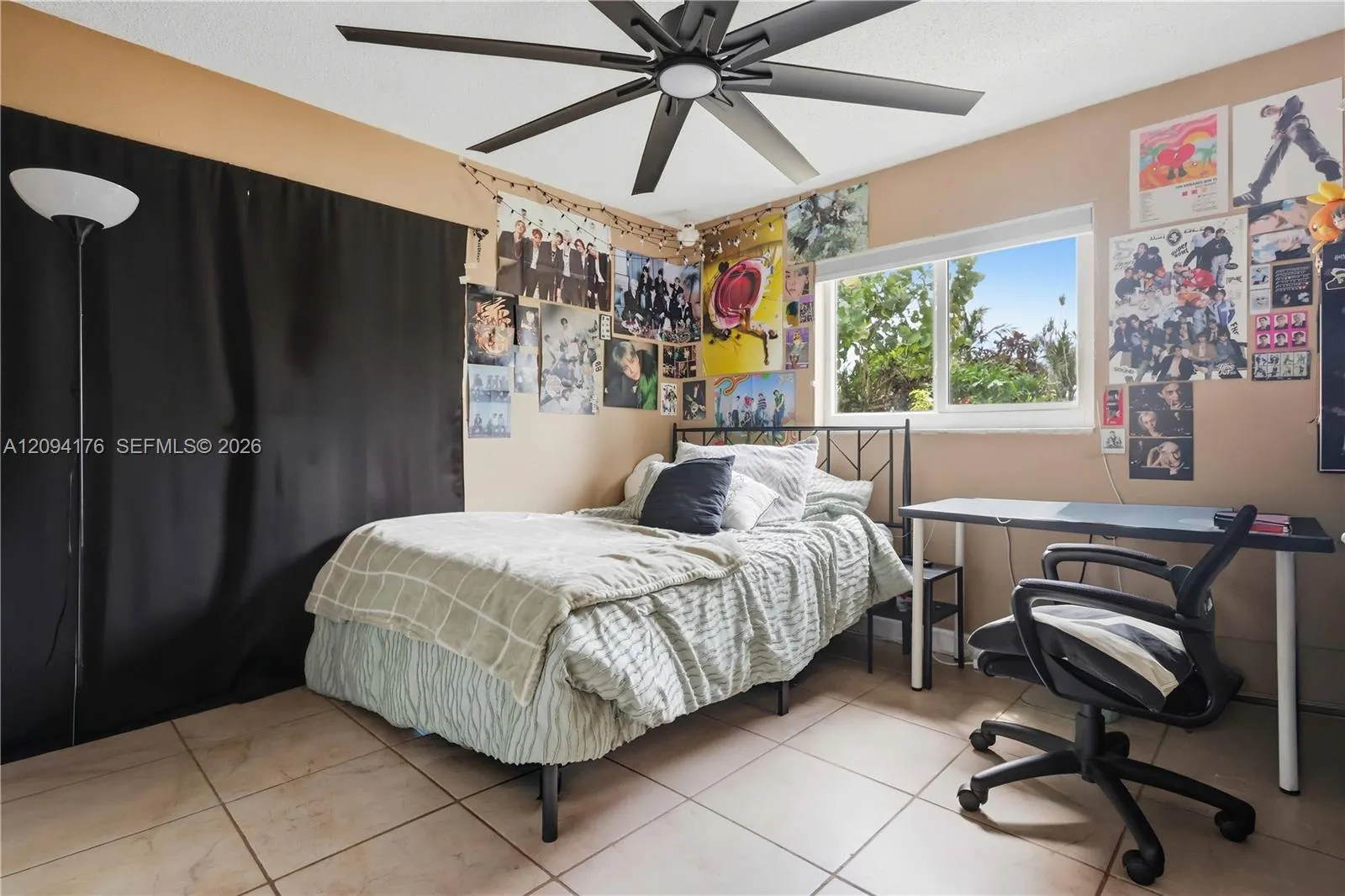 6924 NW 9th Street