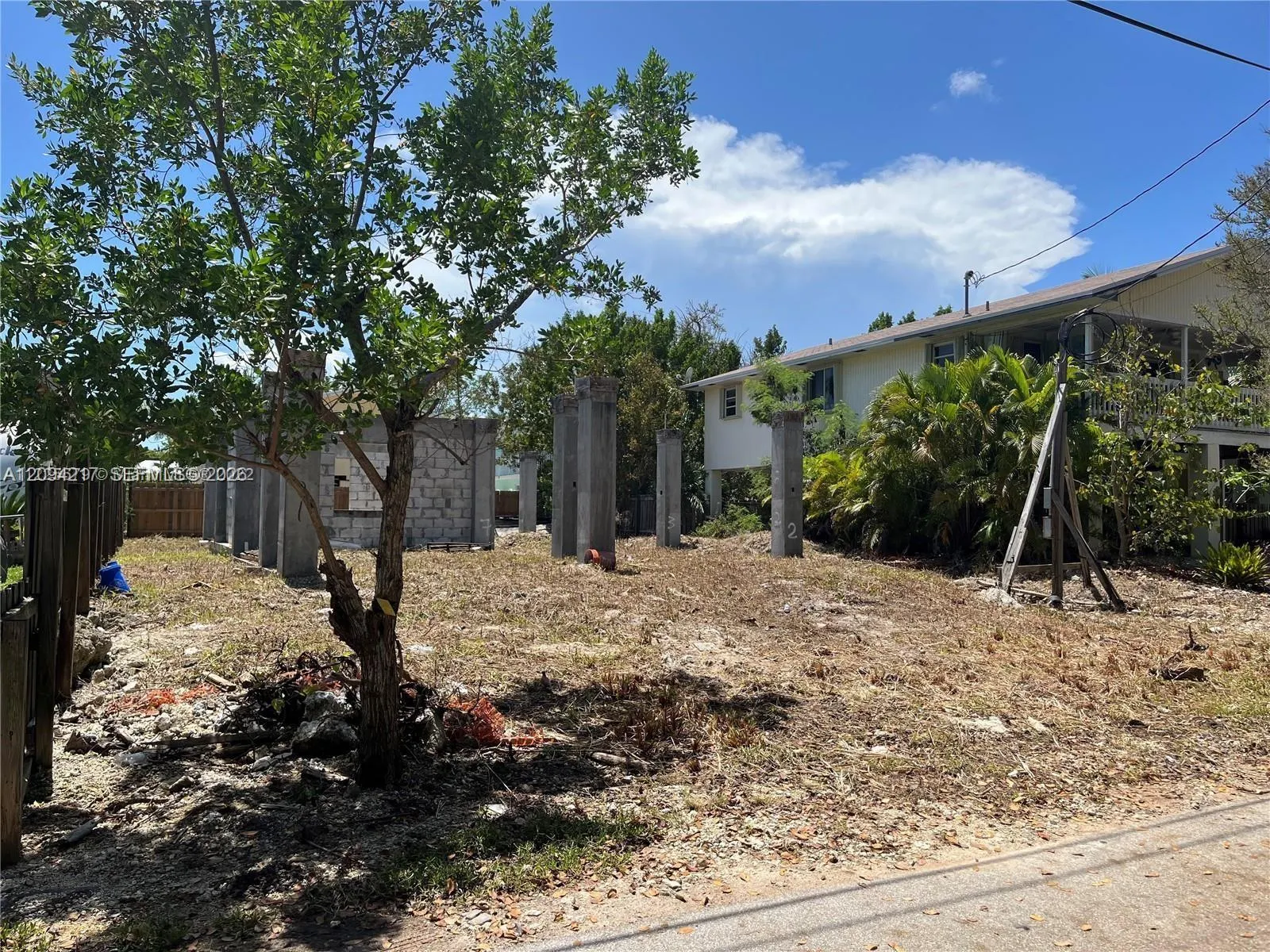 971 Valencia Road