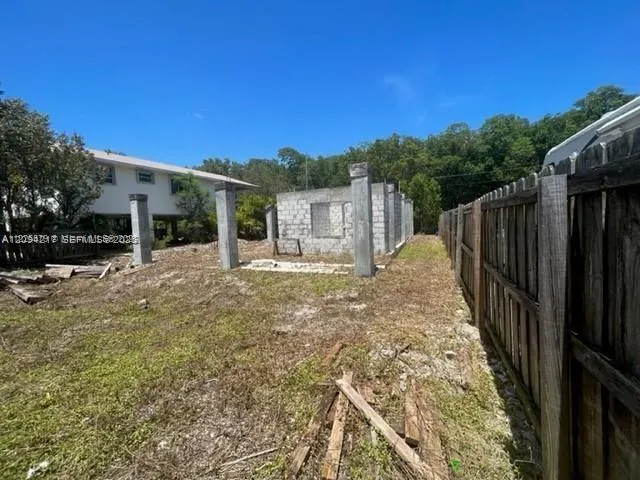 971 Valencia Road