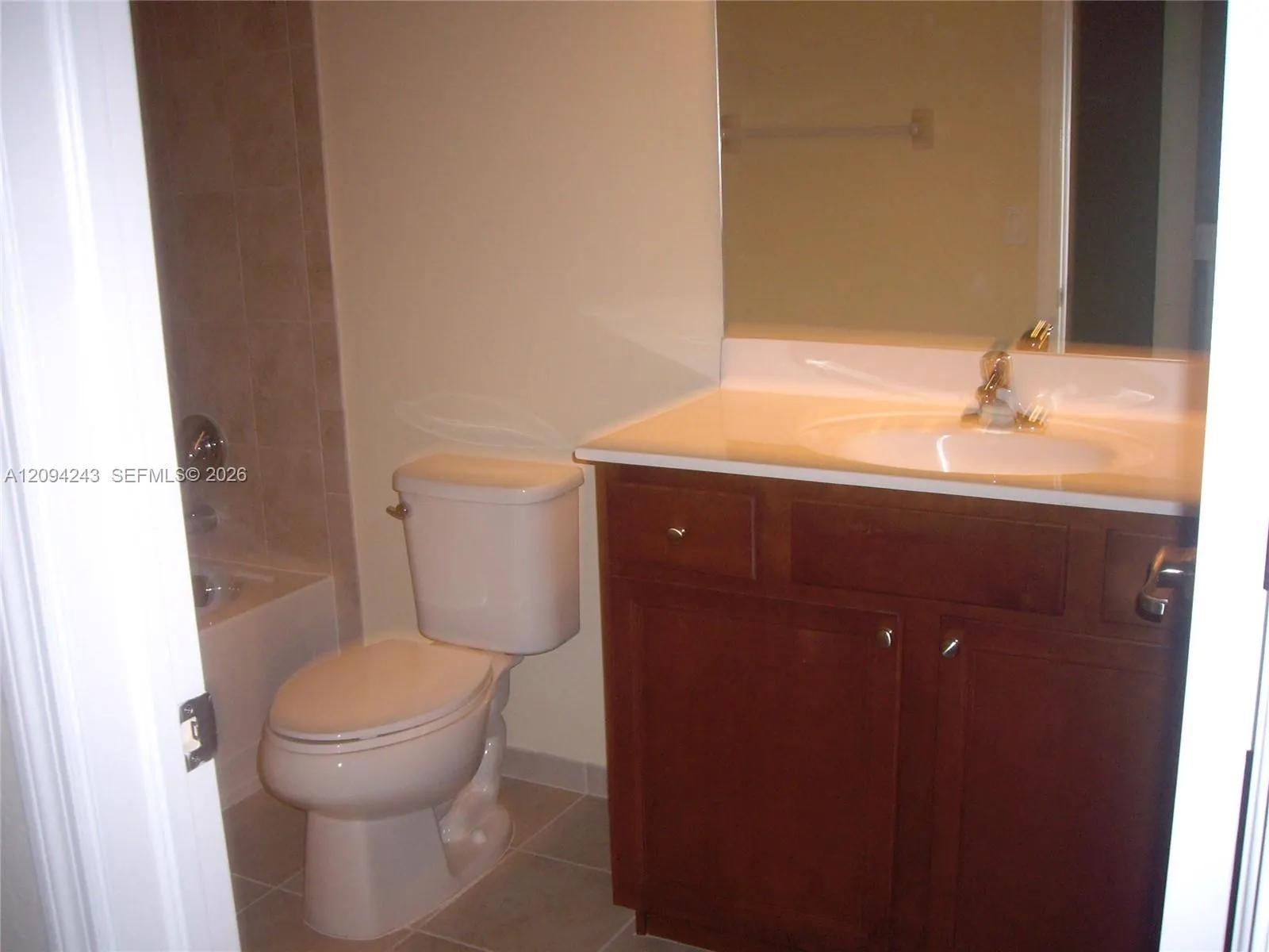 8430 Lakeview Trail