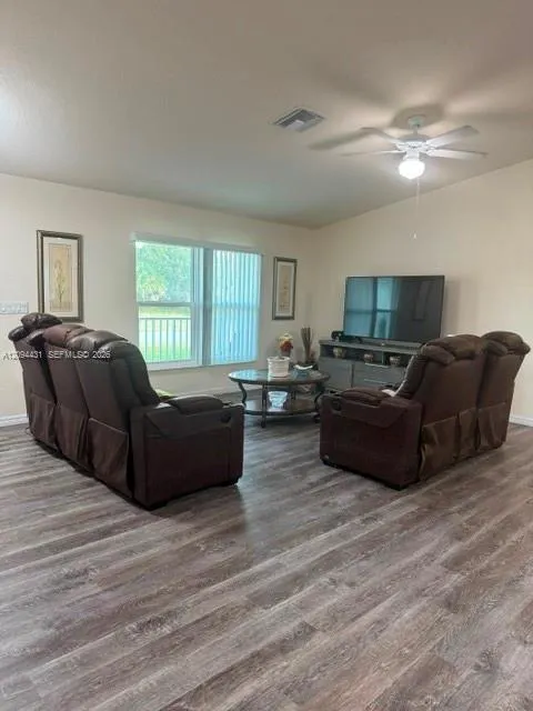 1201 Banjo Court
