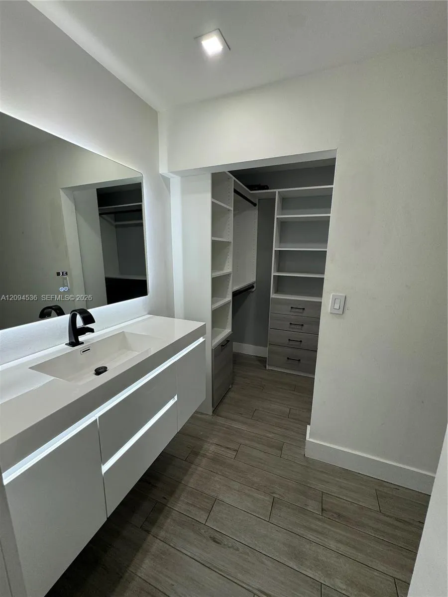 3418 NW 47th Avenue #3144