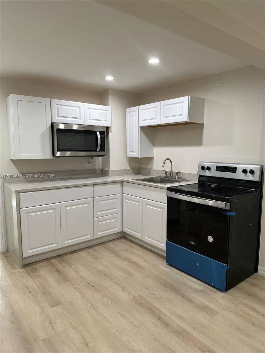 3460 NW 6th Street #2