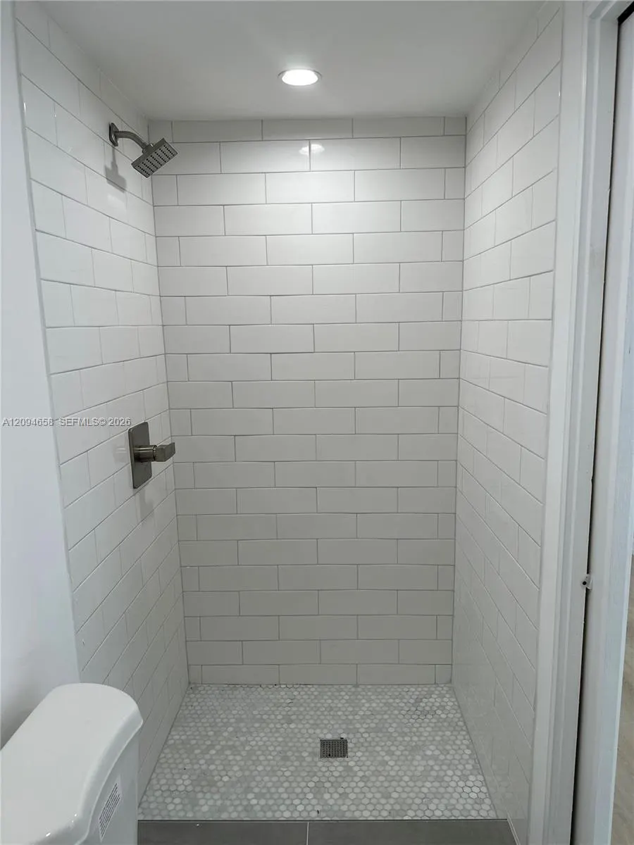 3460 NW 6th Street #2