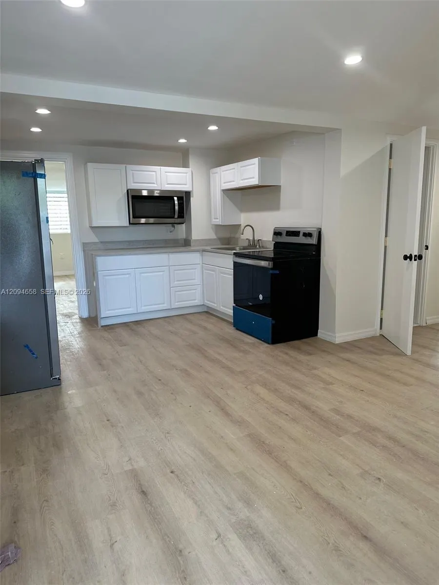 3460 NW 6th Street #2