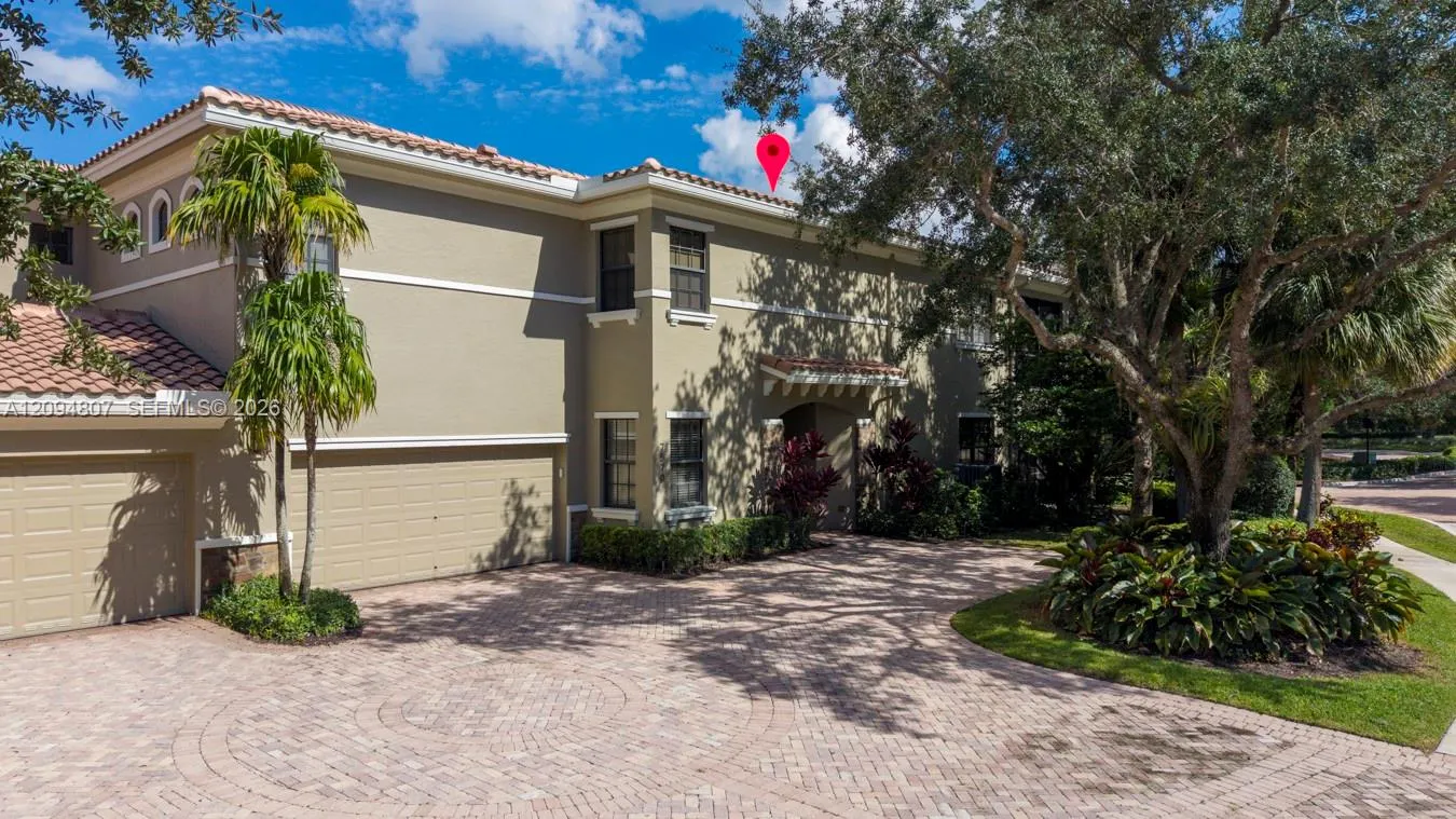 7570 Old Thyme Court #9C