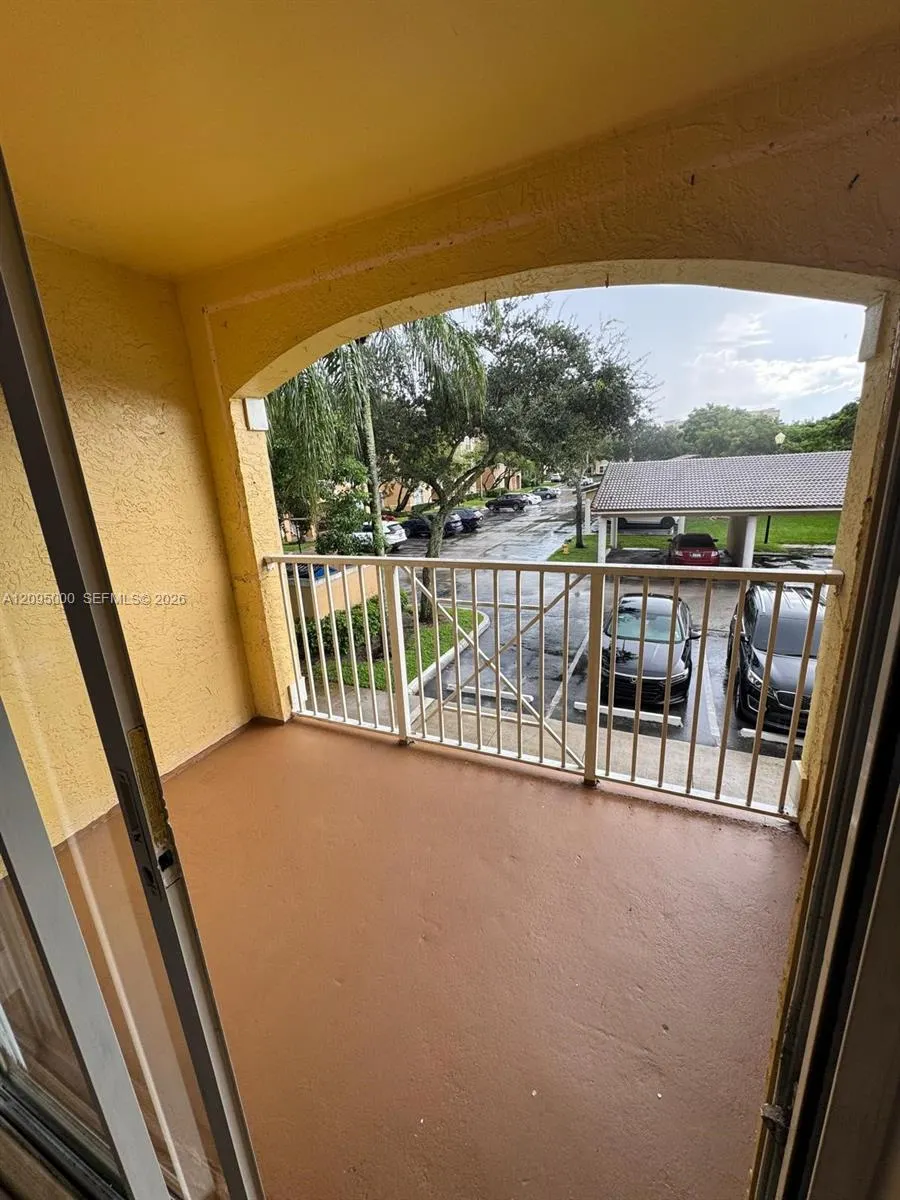 5580 NW 61st Street #623