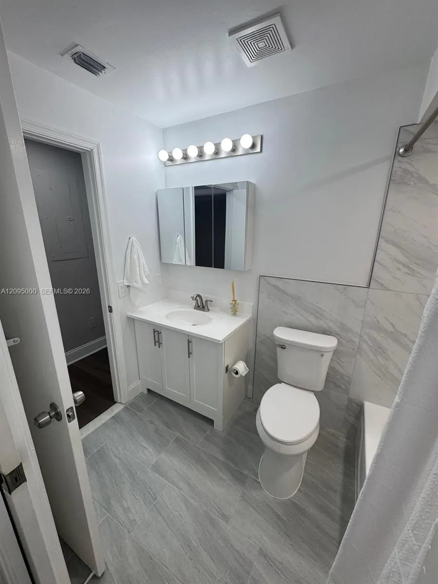 5580 NW 61st Street #623