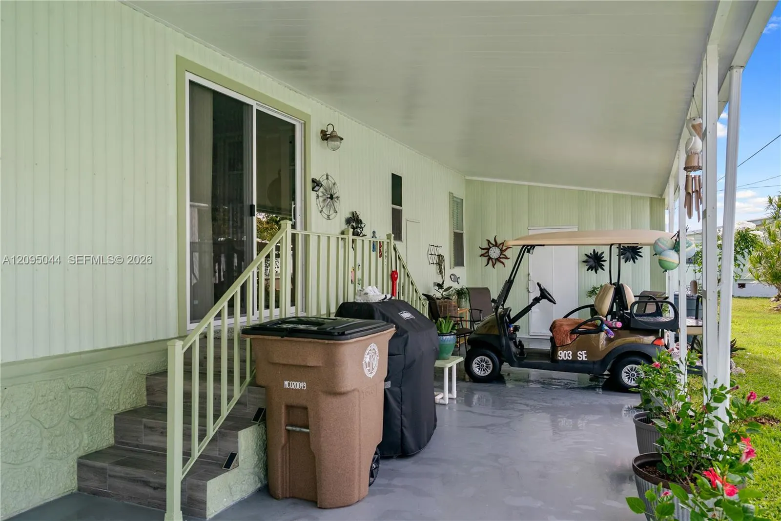 903 S Emerald Drive