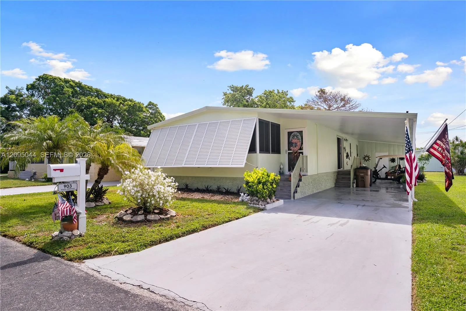 903 S Emerald Drive