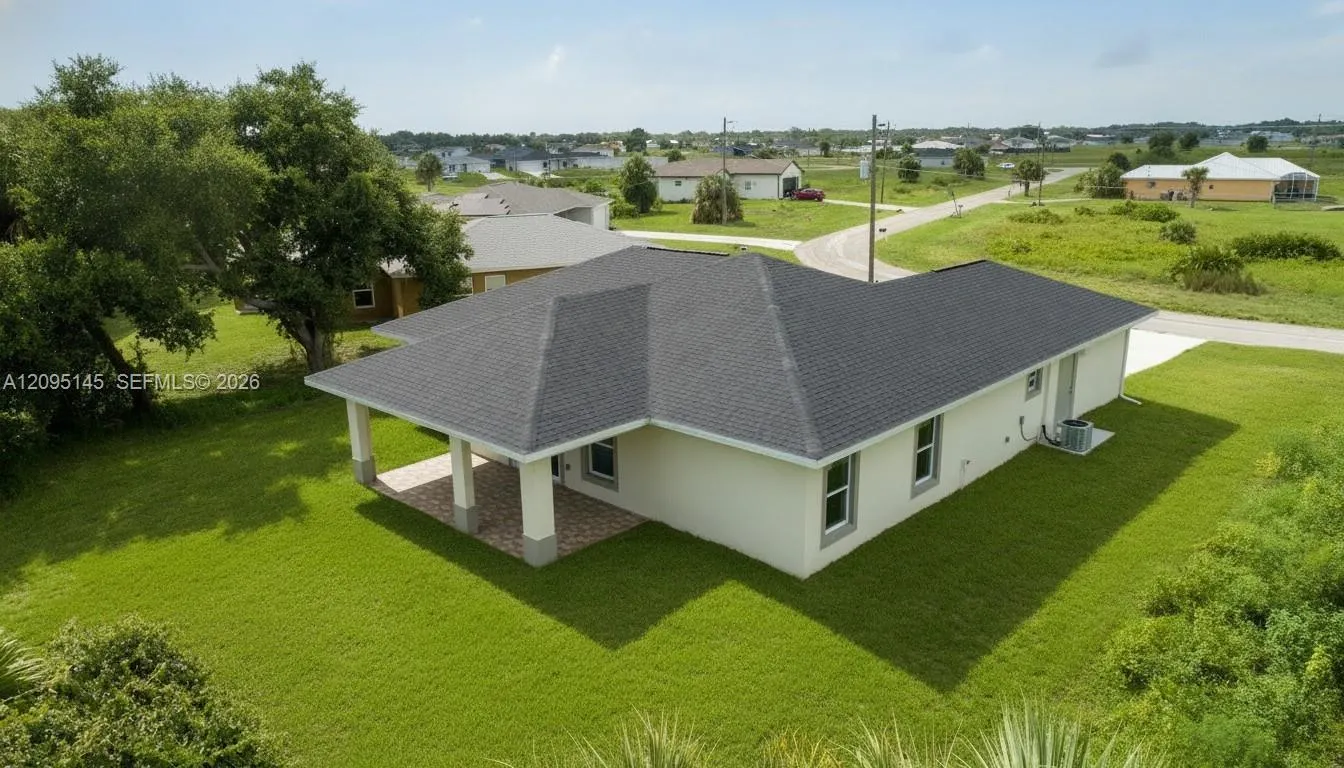 1138 N Argosy Road