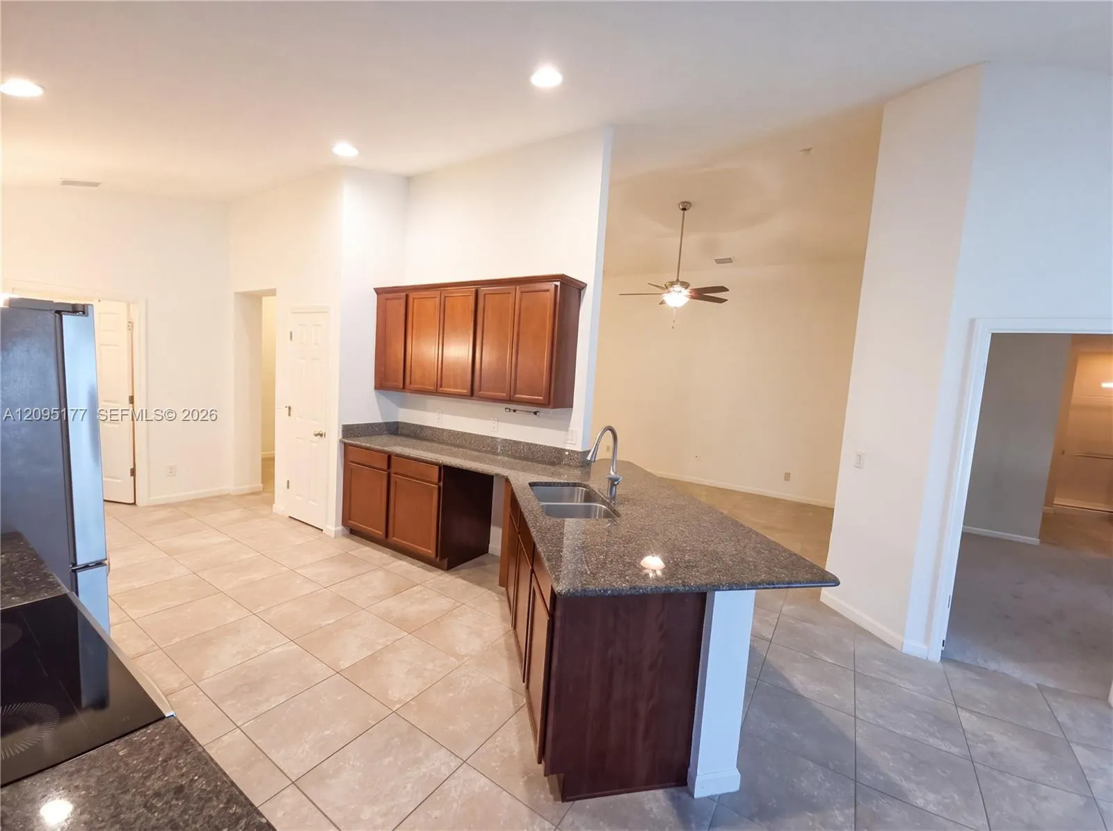 8195 Westfield Circle