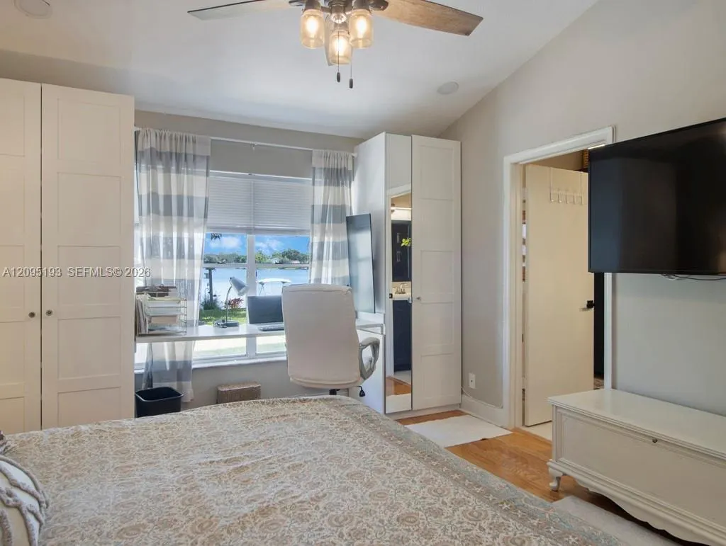 12911 Upper Cove Drive