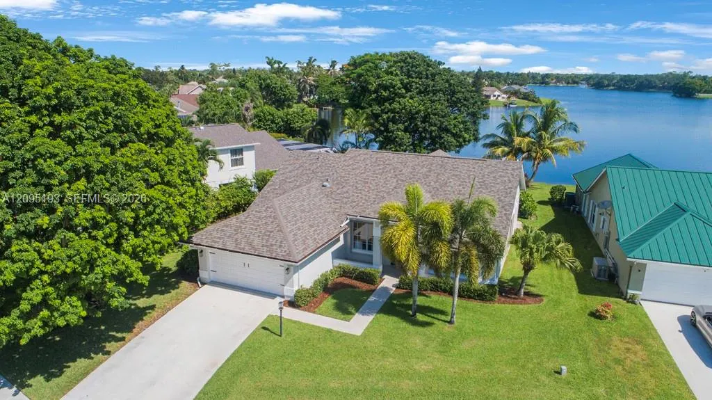 12911 Upper Cove Drive