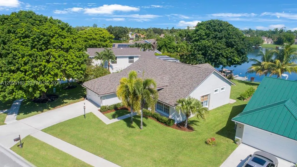 12911 Upper Cove Drive