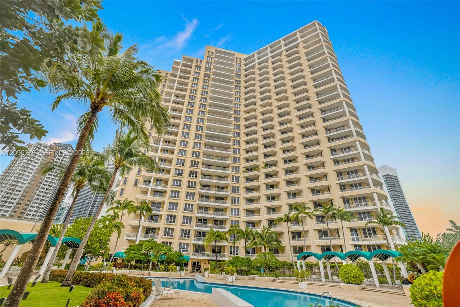 888 Brickell Key Drive #2611