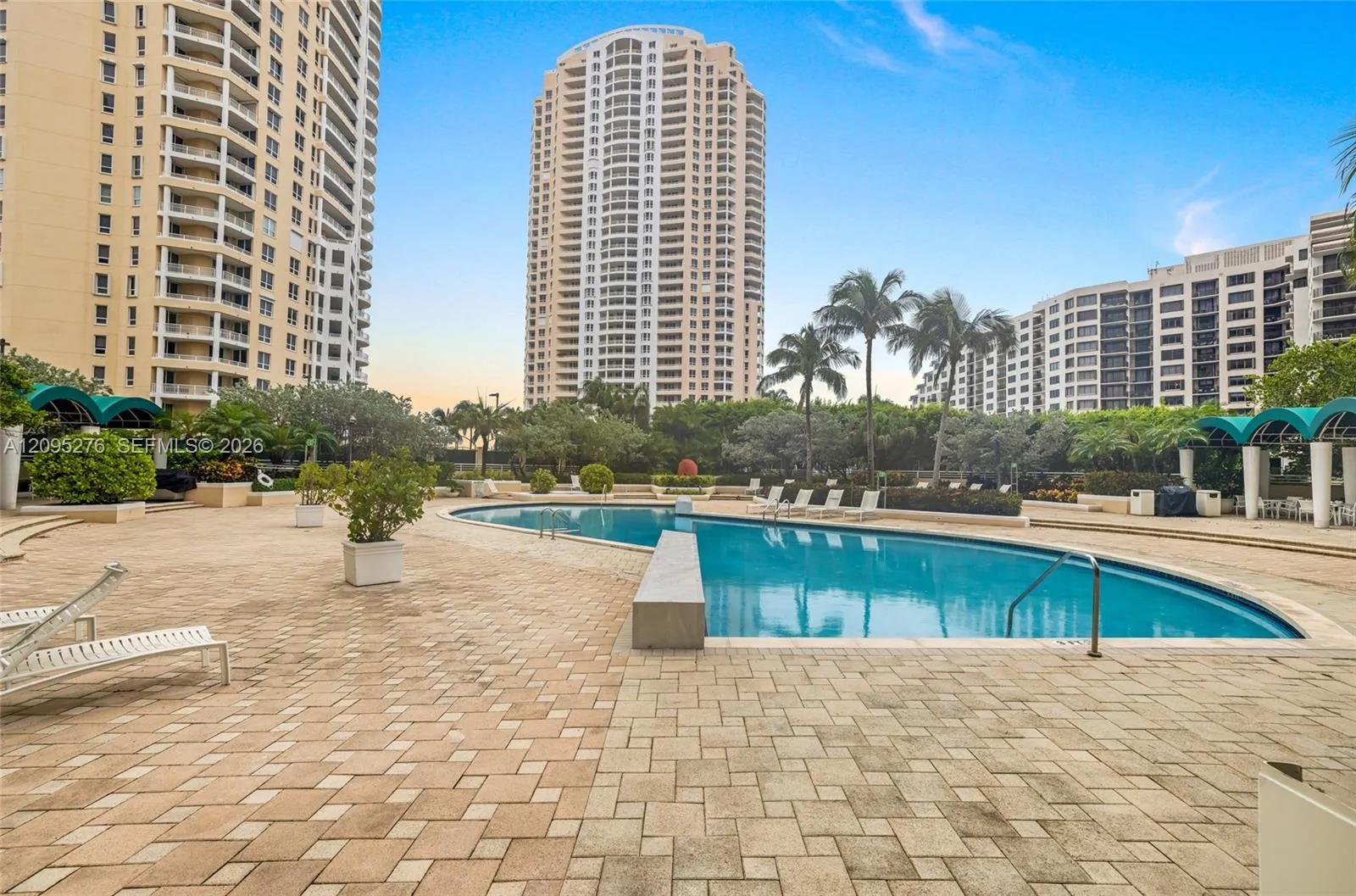 888 Brickell Key Drive #2611
