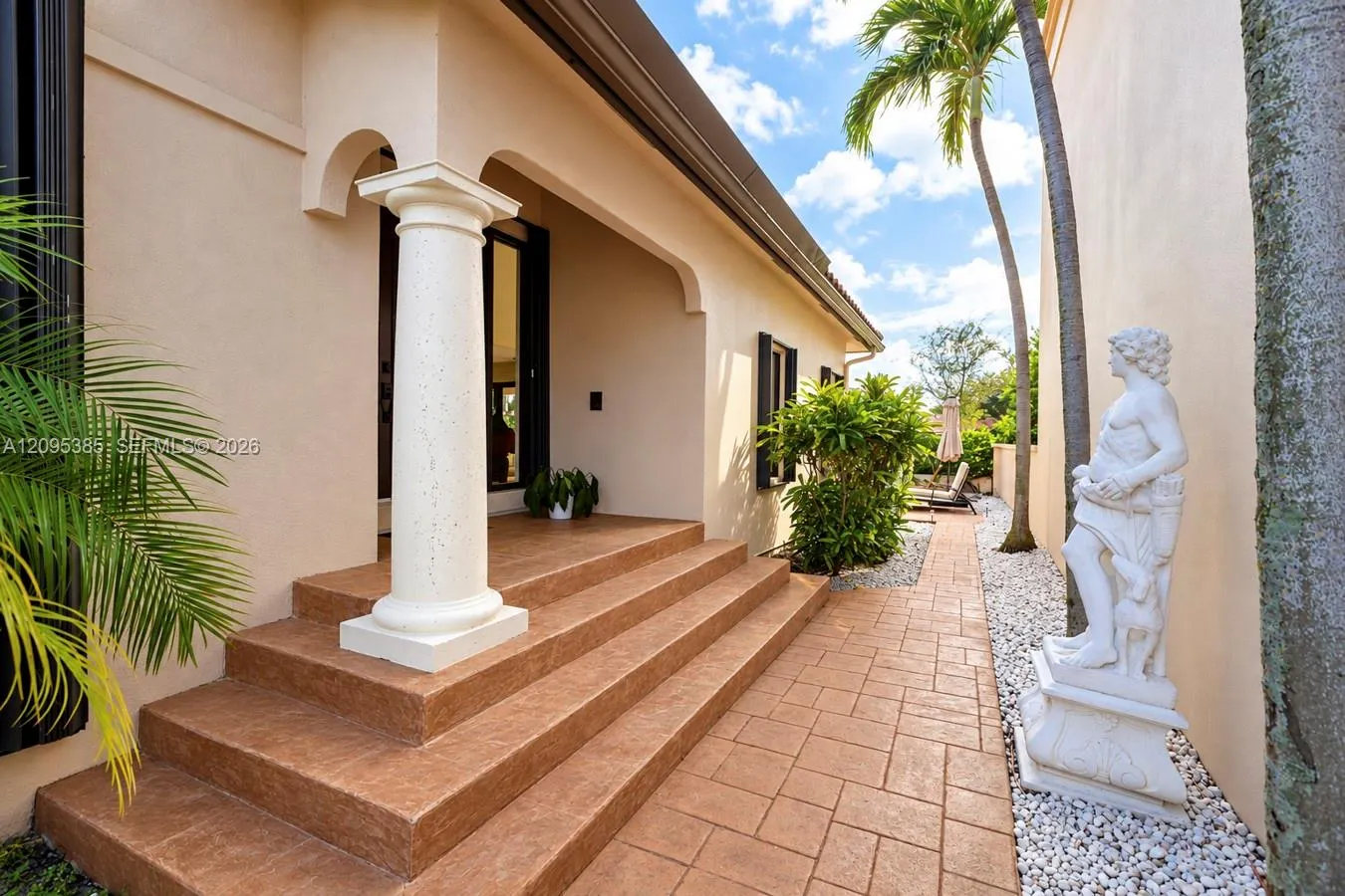 718 Deer Creek Via Verona