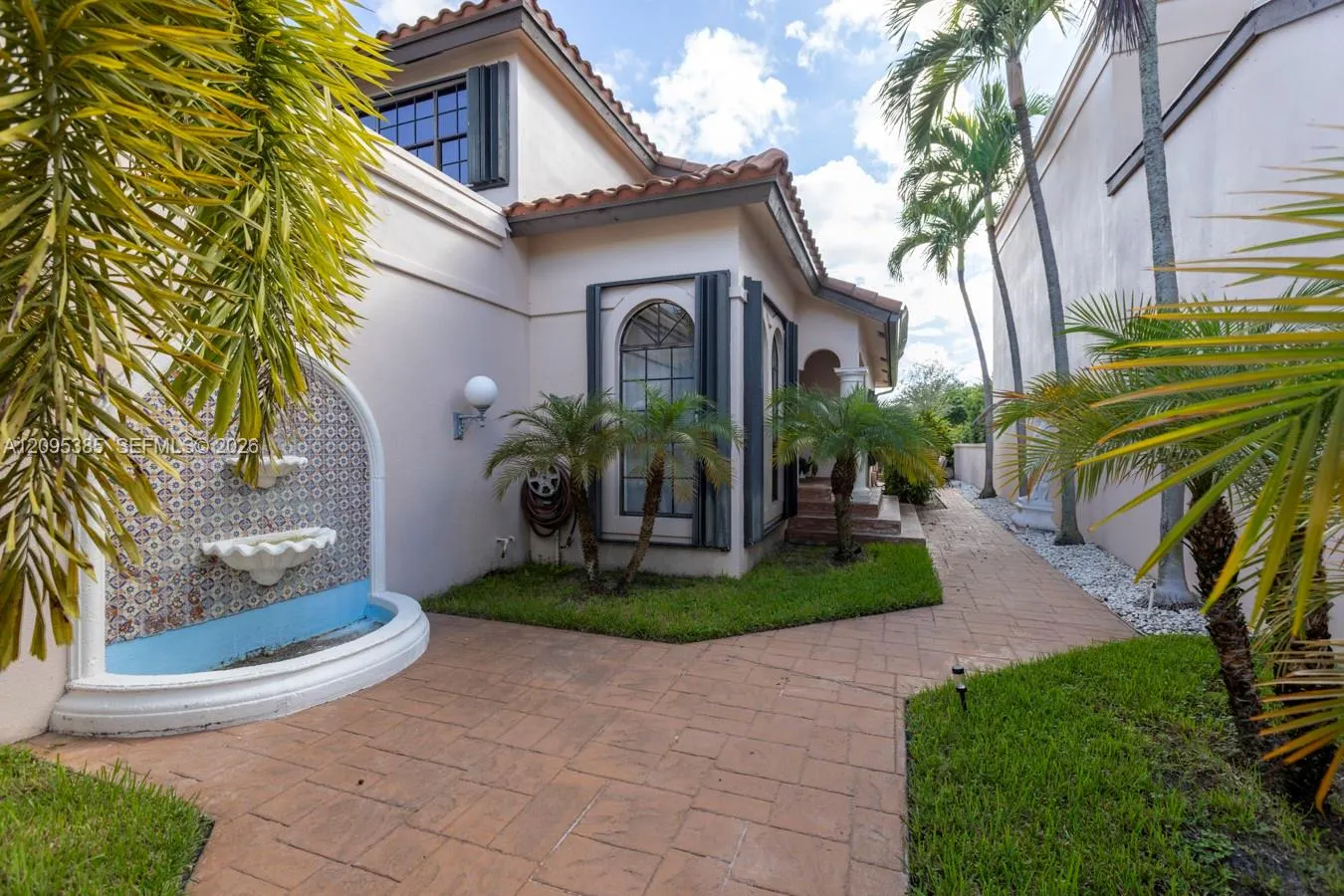 718 Deer Creek Via Verona