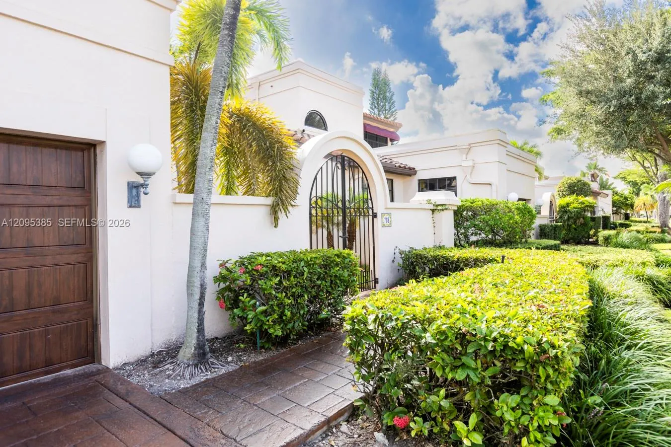 718 Deer Creek Via Verona