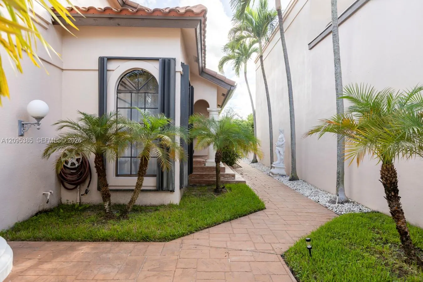 718 Deer Creek Via Verona