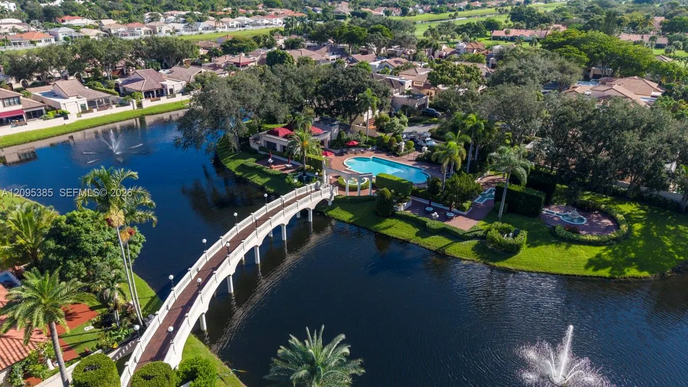 718 Deer Creek Via Verona