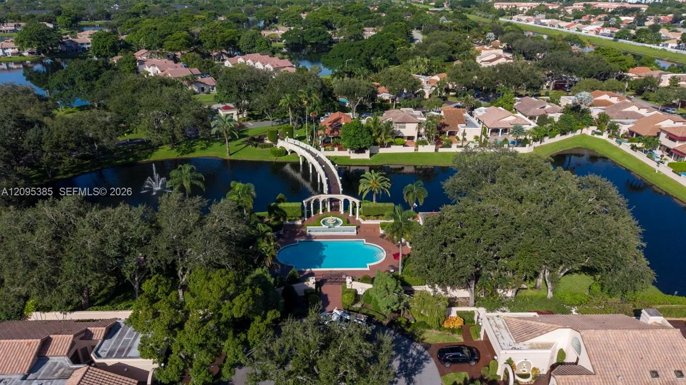 718 Deer Creek Via Verona