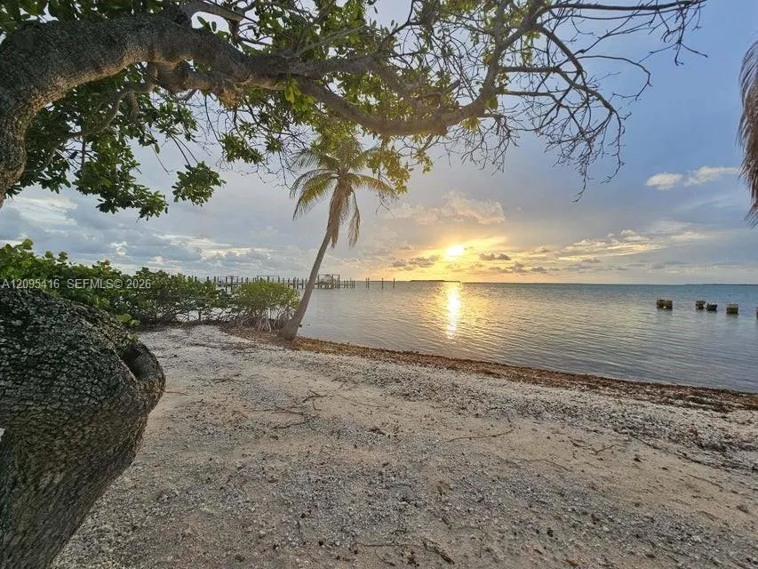 54 Sunset Road