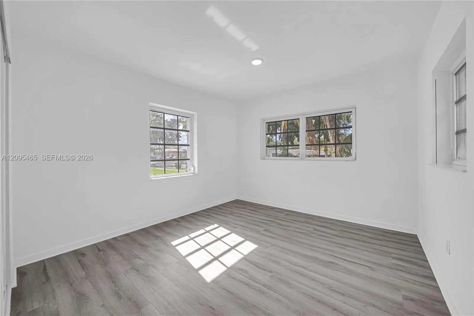 6351 NW 38th Terrace