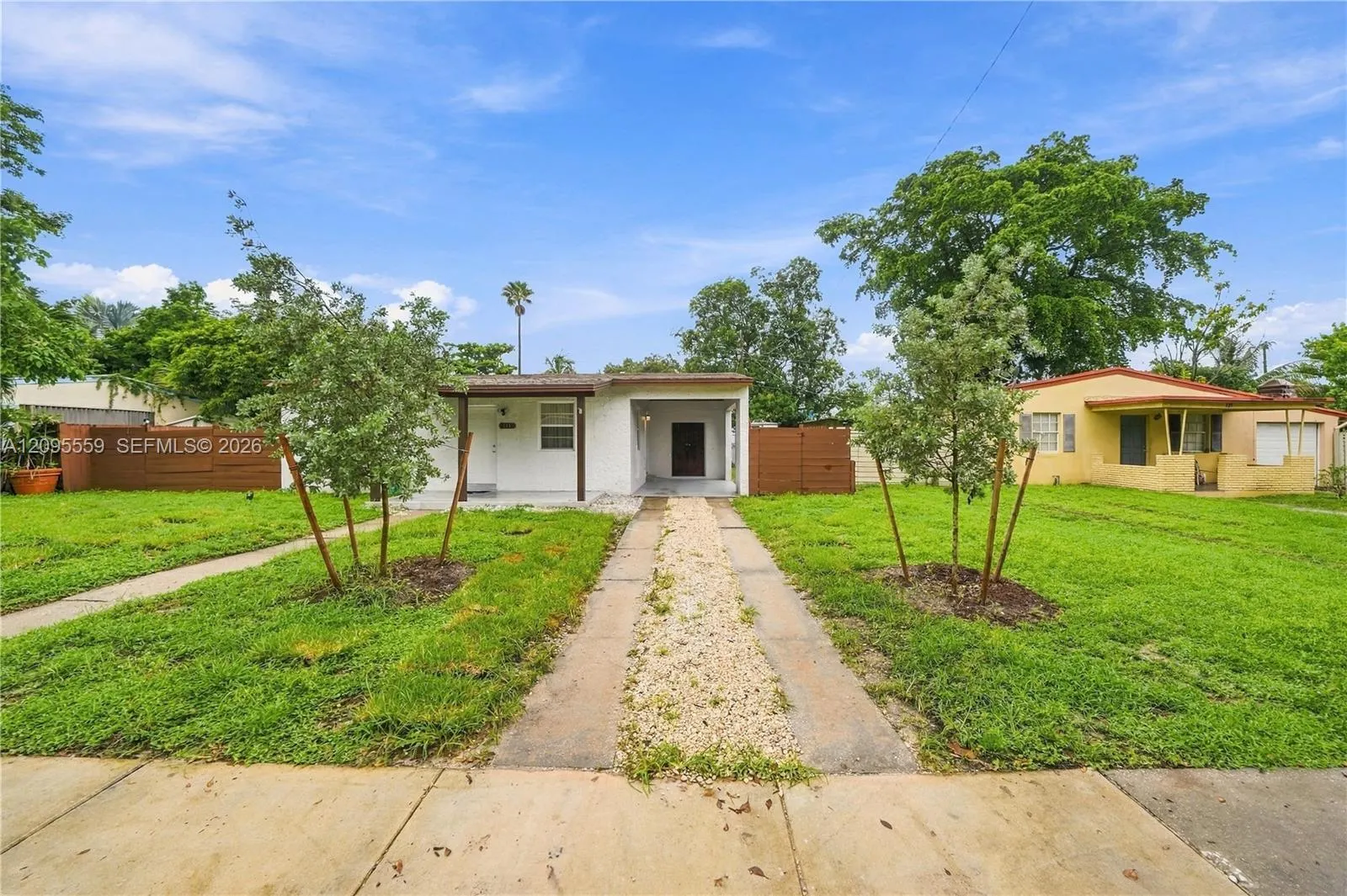 133 SW 22nd Terrace