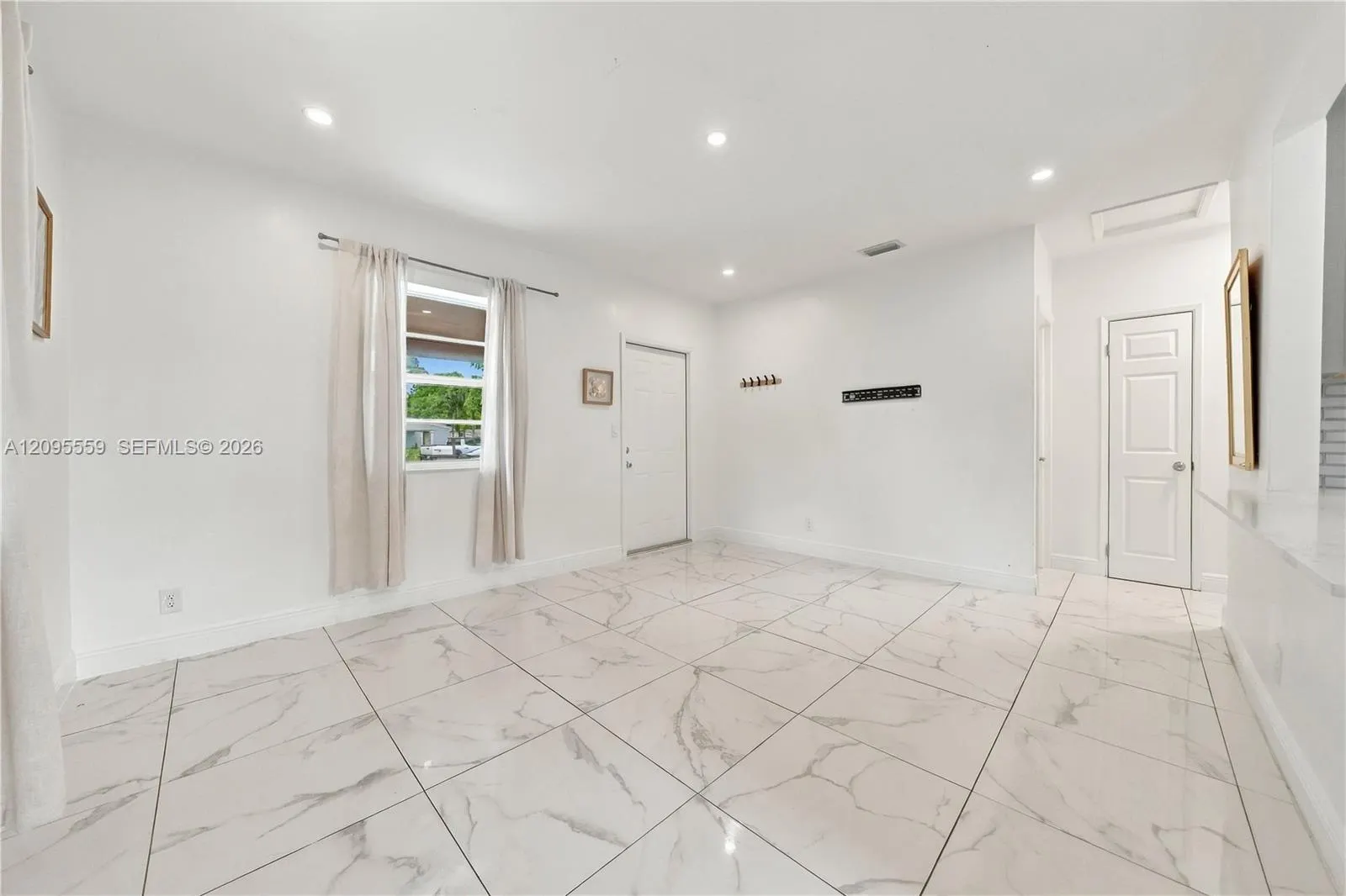 133 SW 22nd Terrace