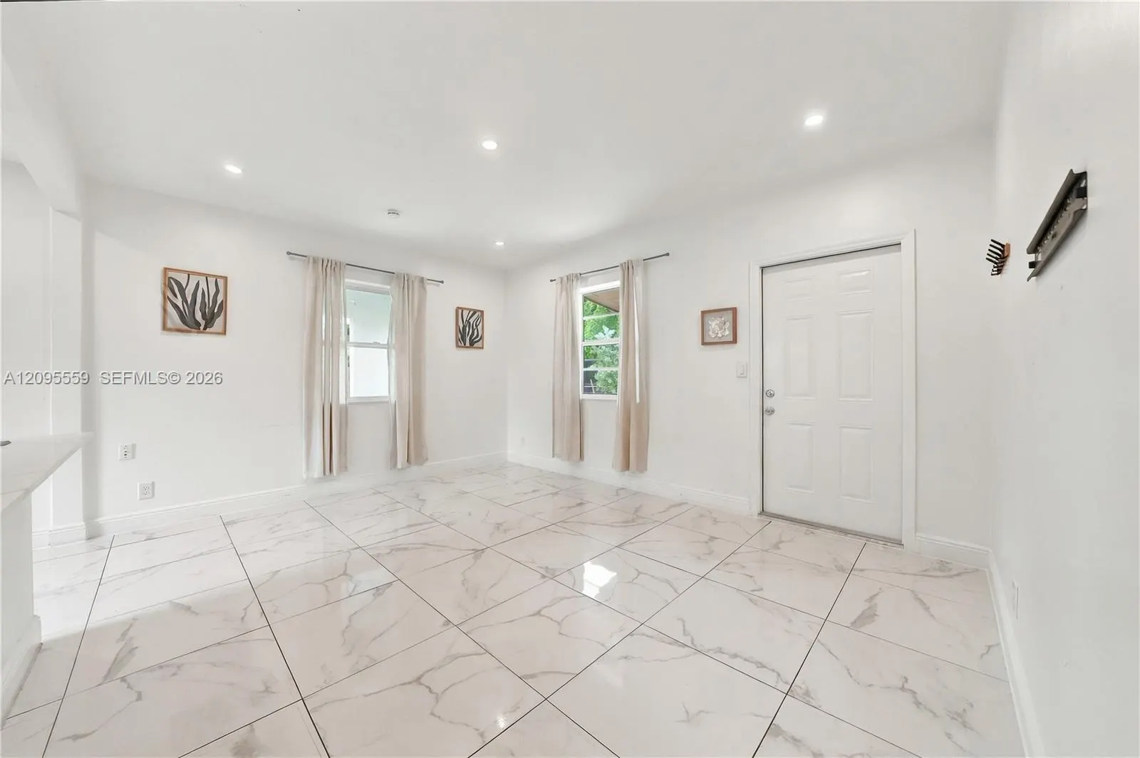 133 SW 22nd Terrace