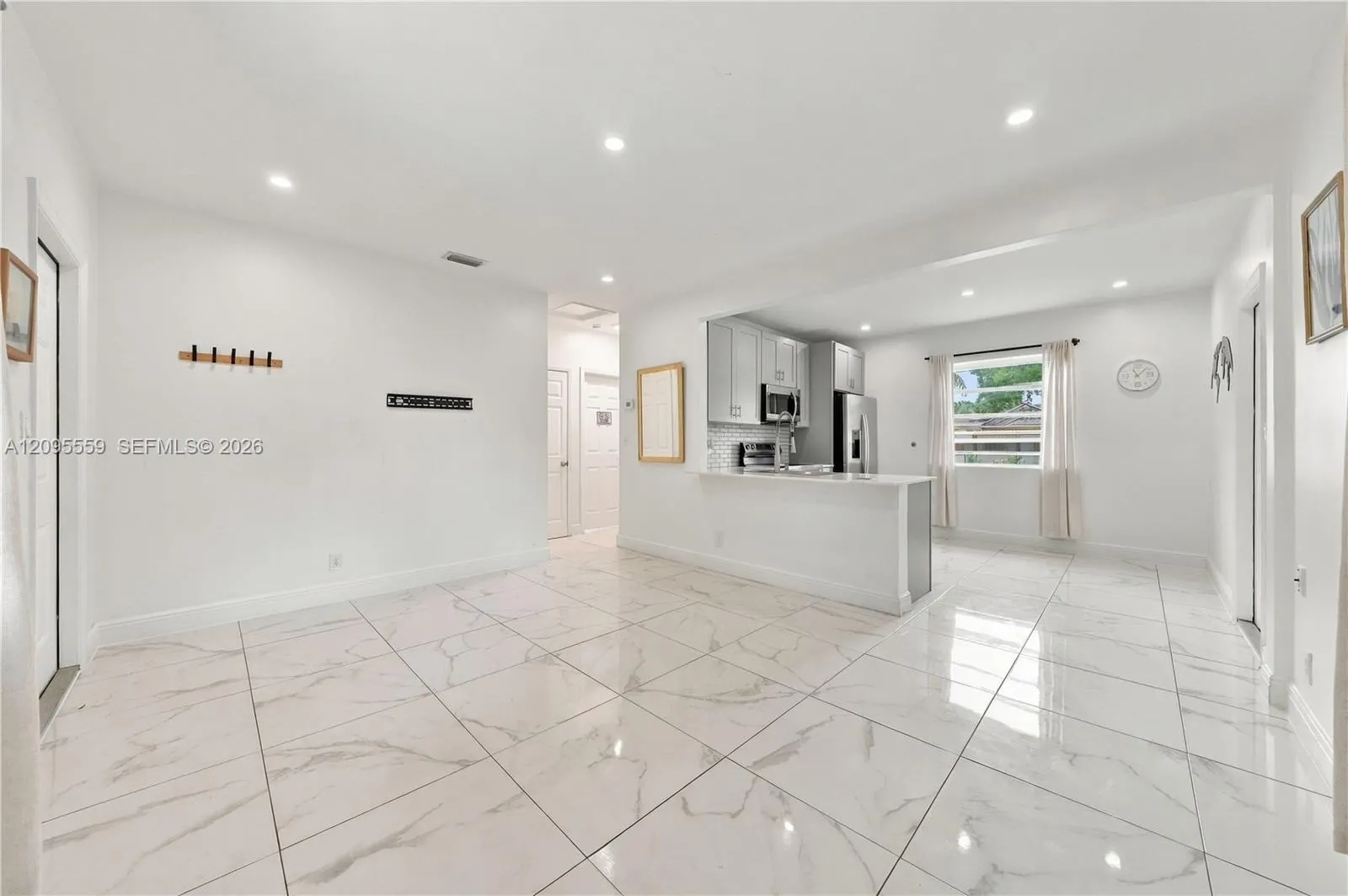 133 SW 22nd Terrace